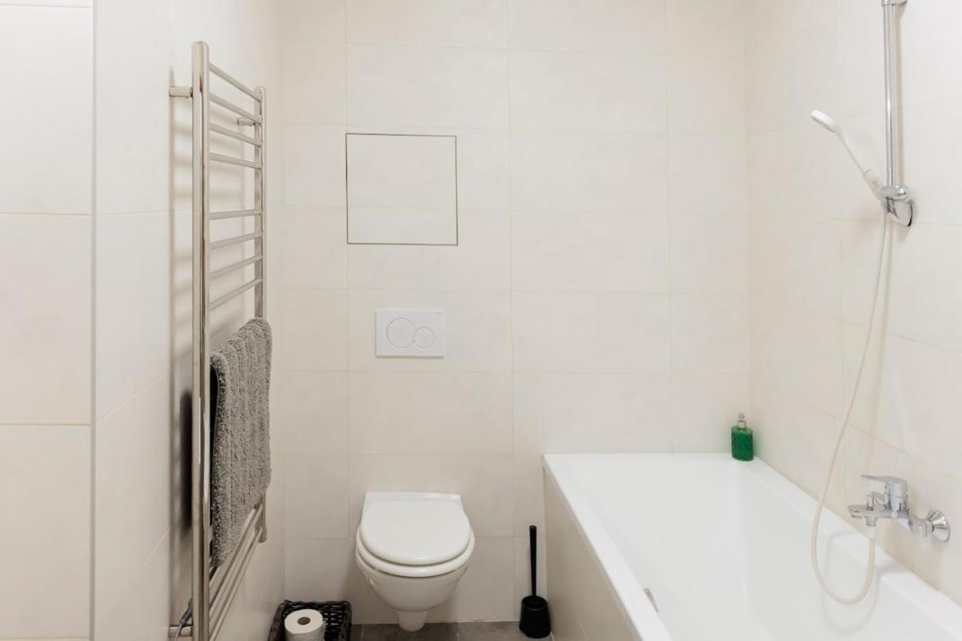 Diamond Residence In Old Town With Free Parking Братислава Екстер'єр фото